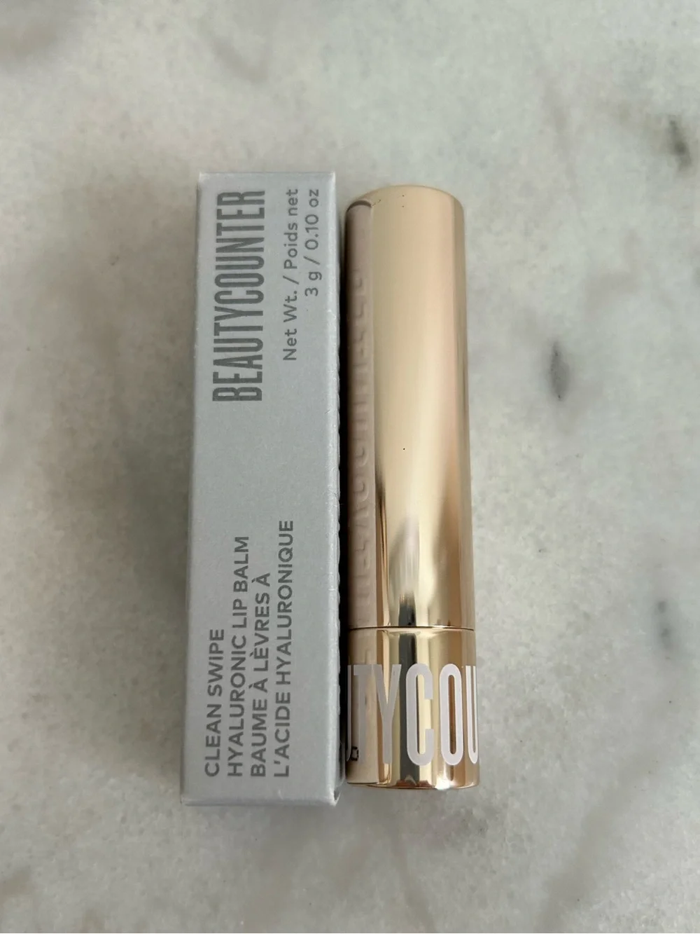 NIB Beautycounter Clean Swipe Hyaluronic Lip Balm in Plush tint